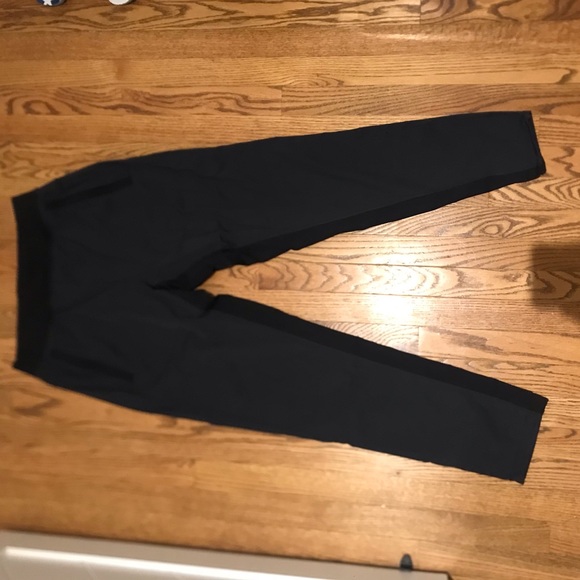 Men’s Lululemon sweatpants (black) (medium) - Picture 1 of 5